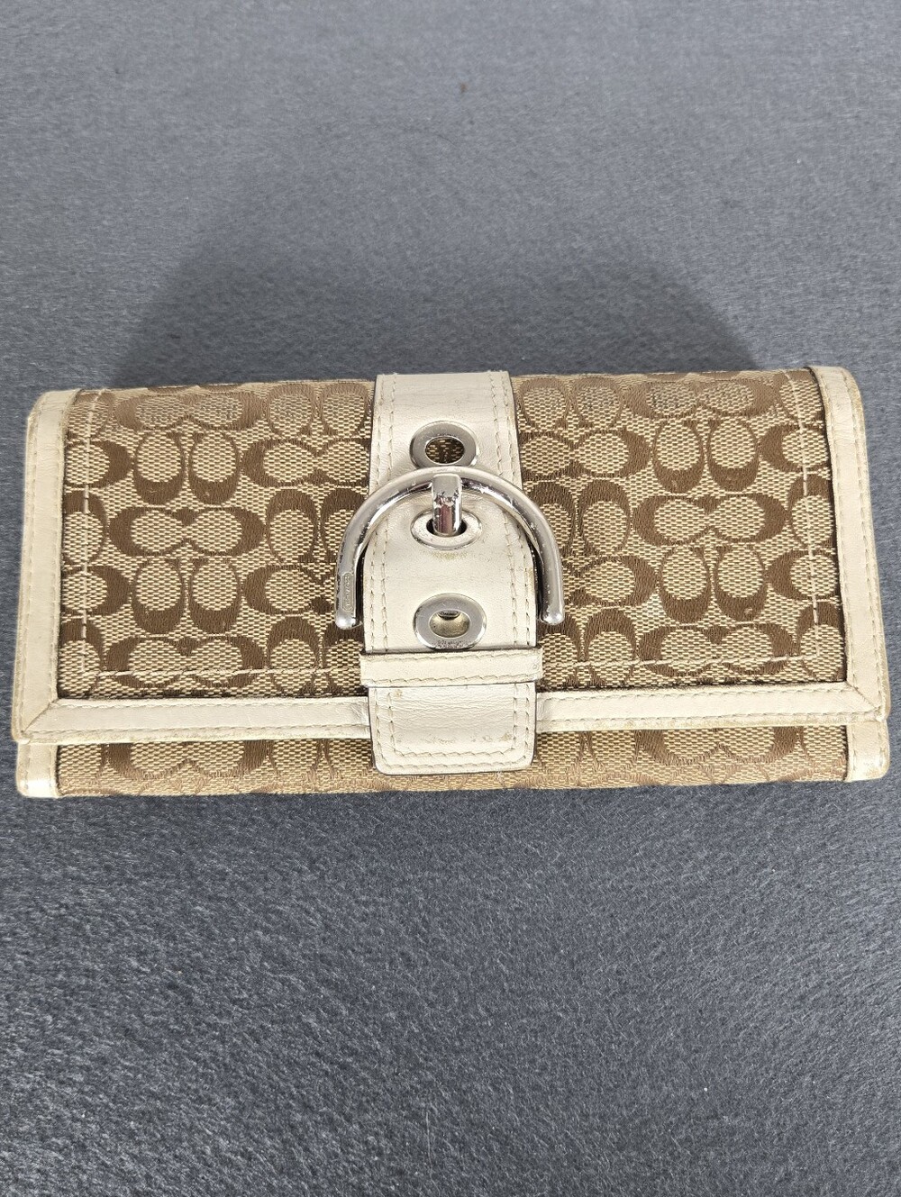 Coach Y2K Vintage Signature Canvas Wallet in Tan and Cream with Buckle Detail